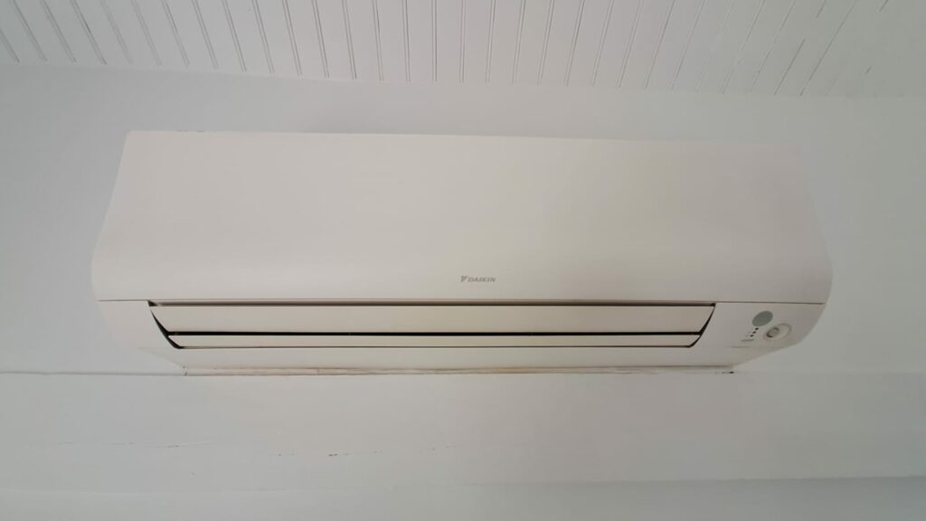 nettoyage maison de fumeur - bassin nettoyage - climatisation